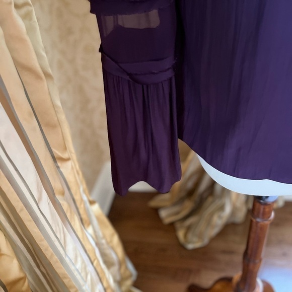 RAMY BROOK PLUM SILK V-neck Cold Shoulder sheer detail & bell sleeve top XS - Picture 6 of 8